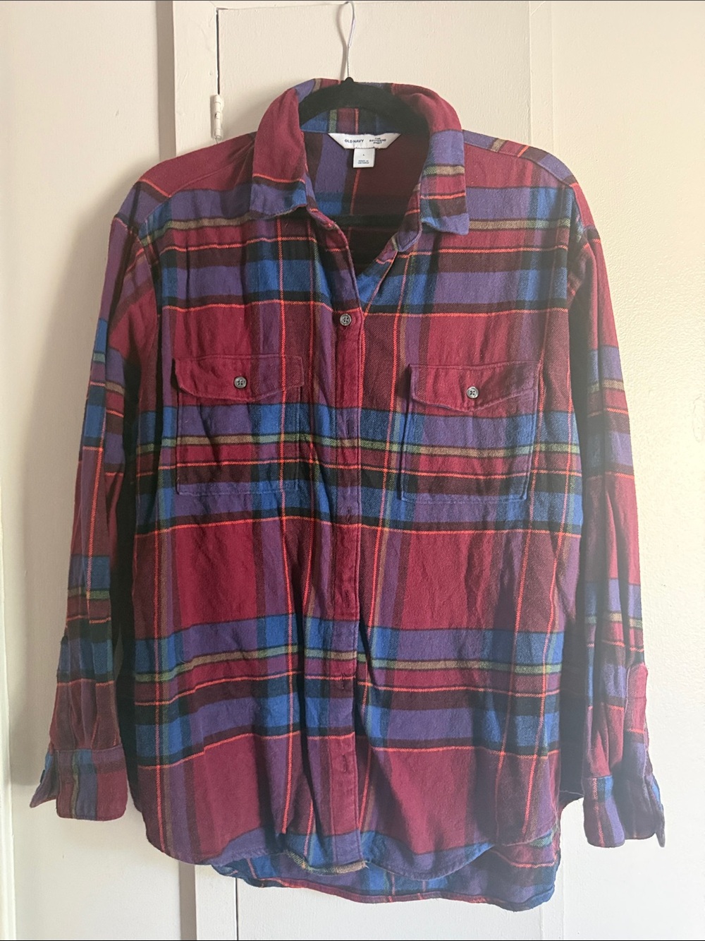 Womenβs old navy flannel Burgundy Plaid